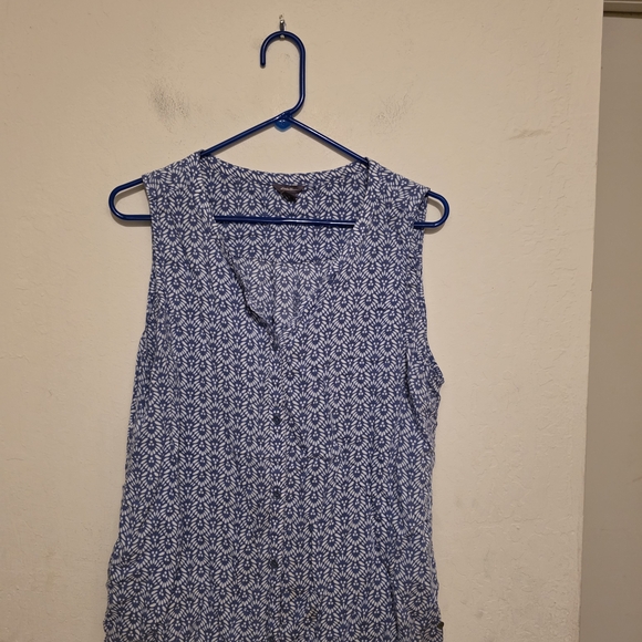 Eddie Bauer Blue and White Patterned Button Down Tank Top Size XL - Picture 1 of 7